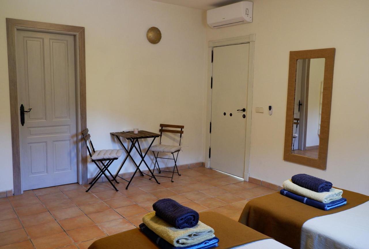 Vegan Guesthouse Finca Pereila Coín Εξωτερικό φωτογραφία